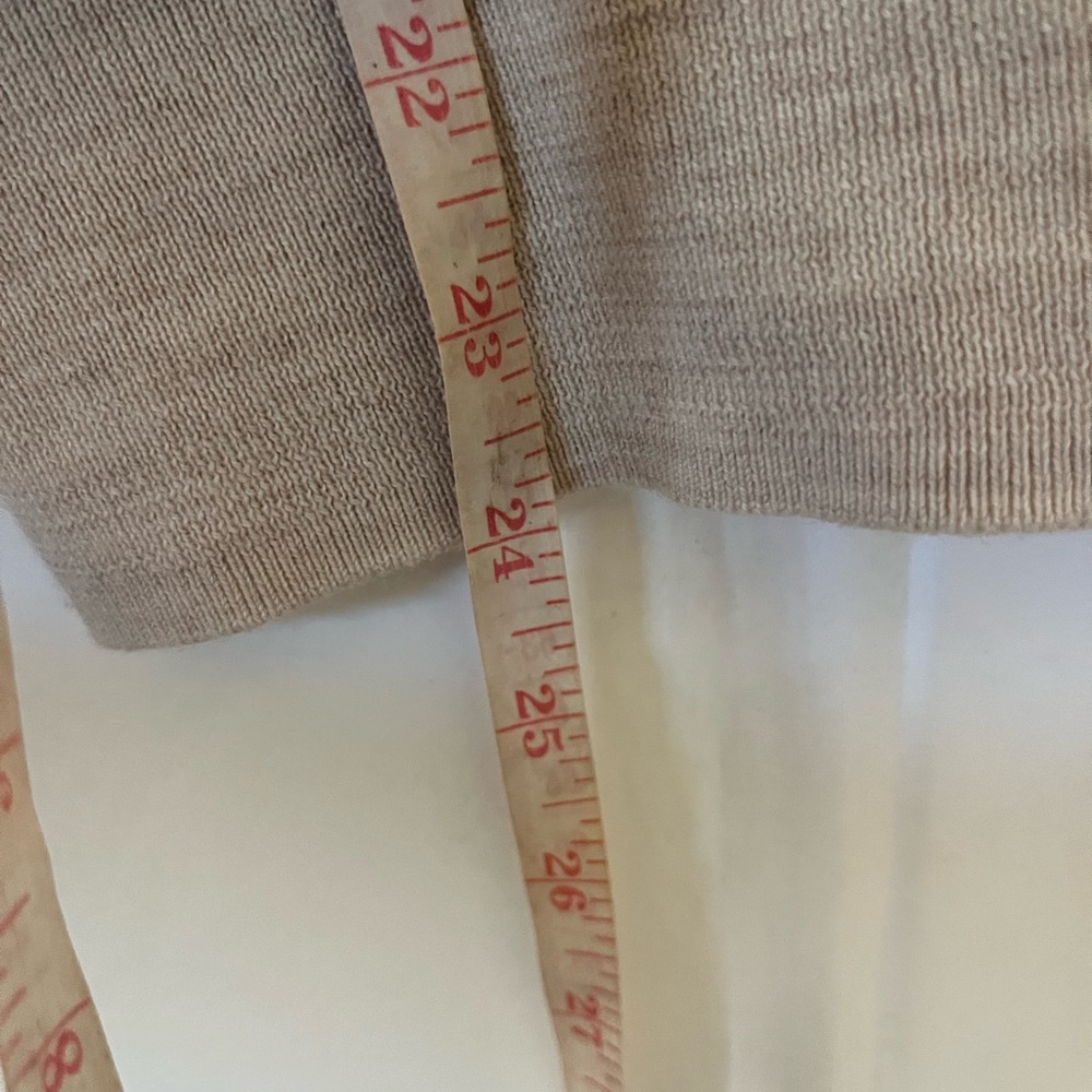 Beige Collared V-Neck Pullover Sweater - image 4